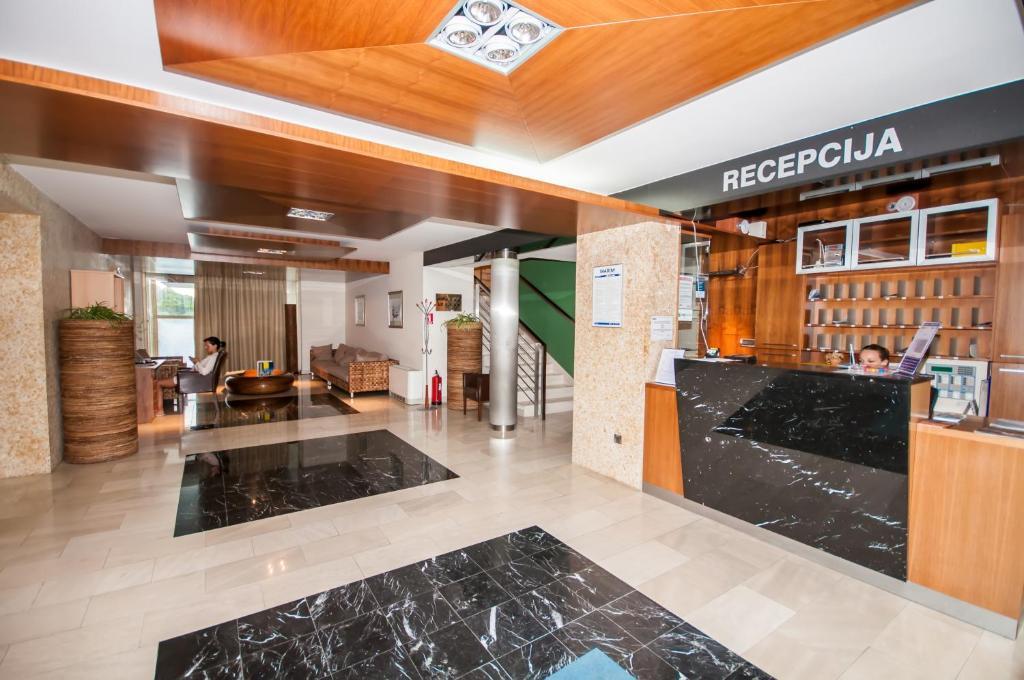Hotel Maxim 4*
