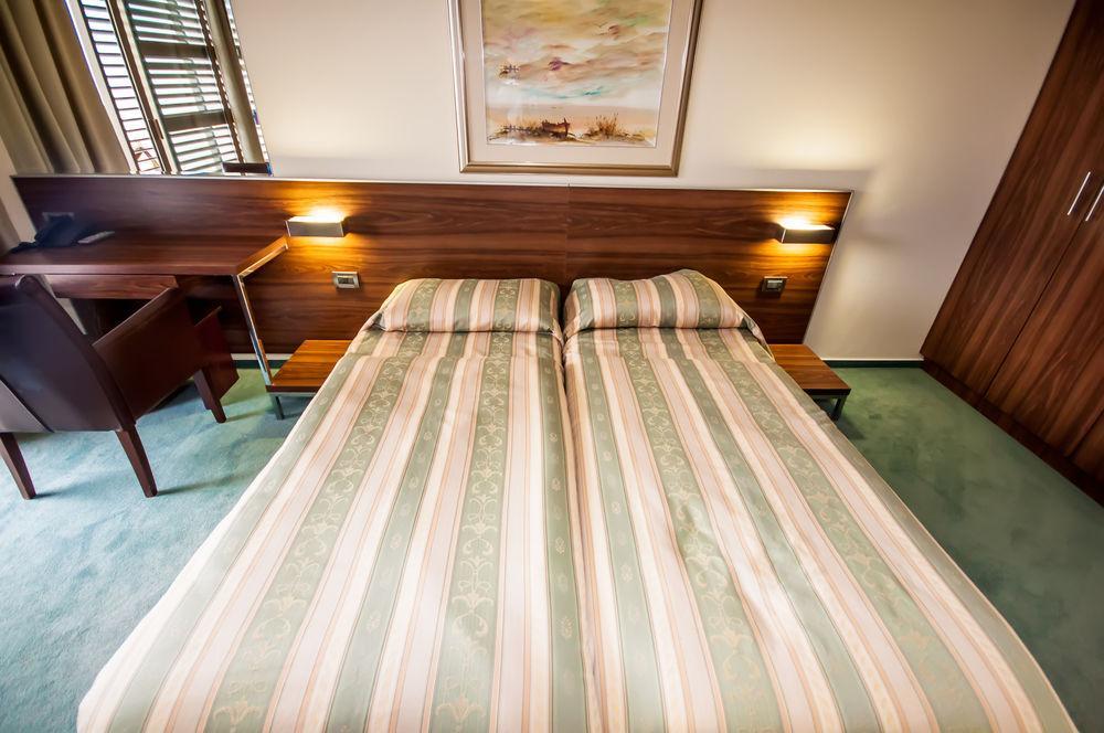 Hotel Maxim 4*